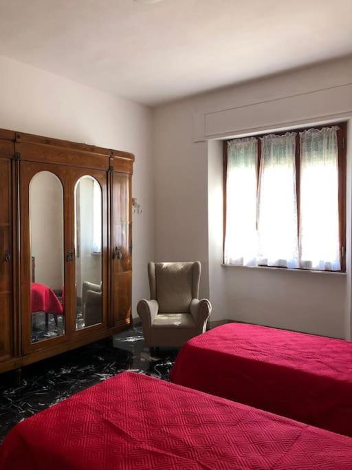 Casa Indipendente Zona Centrale La Maddalena  Ngoại thất bức ảnh
