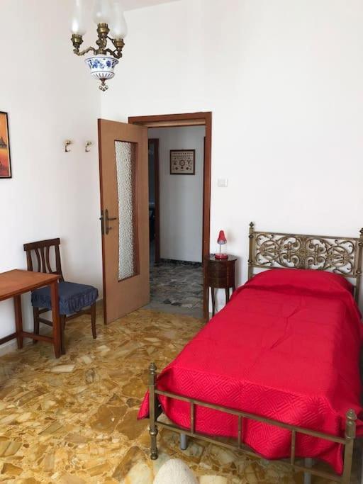 Casa Indipendente Zona Centrale La Maddalena  Ngoại thất bức ảnh