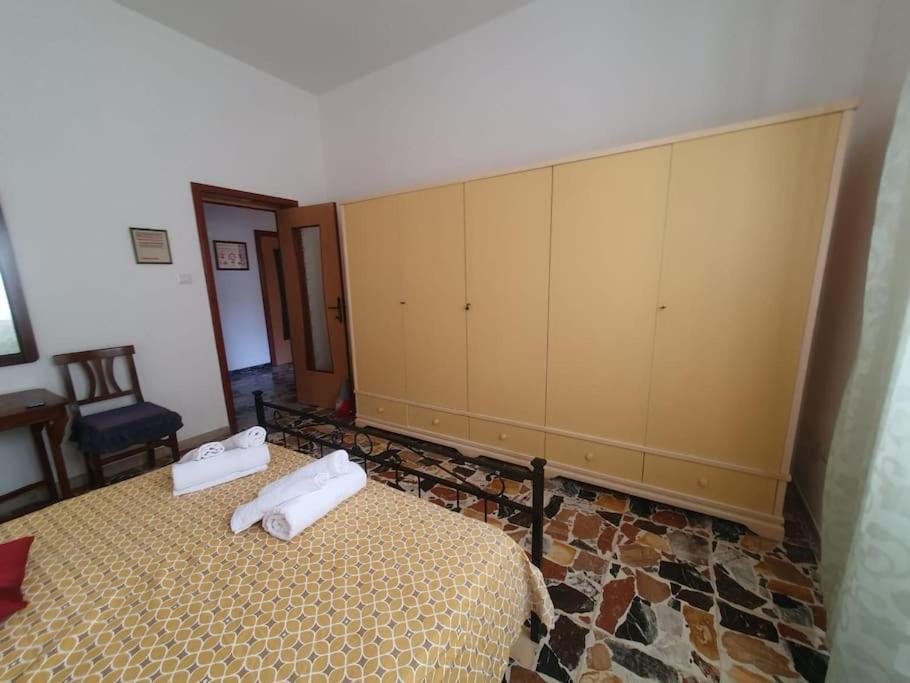 Casa Indipendente Zona Centrale La Maddalena  Ngoại thất bức ảnh