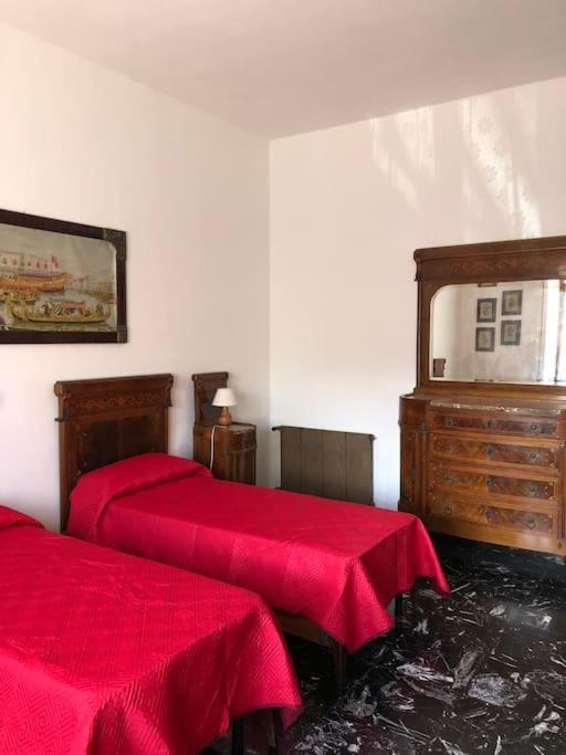 Casa Indipendente Zona Centrale La Maddalena  Ngoại thất bức ảnh