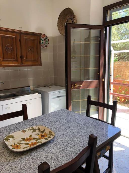Casa Indipendente Zona Centrale La Maddalena  Ngoại thất bức ảnh