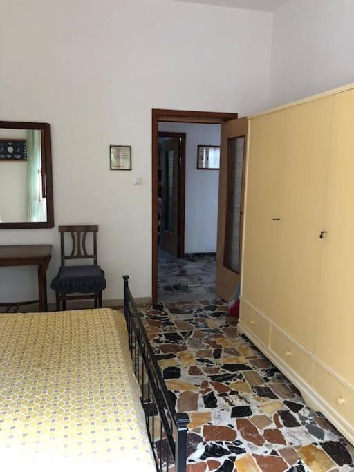 Casa Indipendente Zona Centrale La Maddalena  Ngoại thất bức ảnh