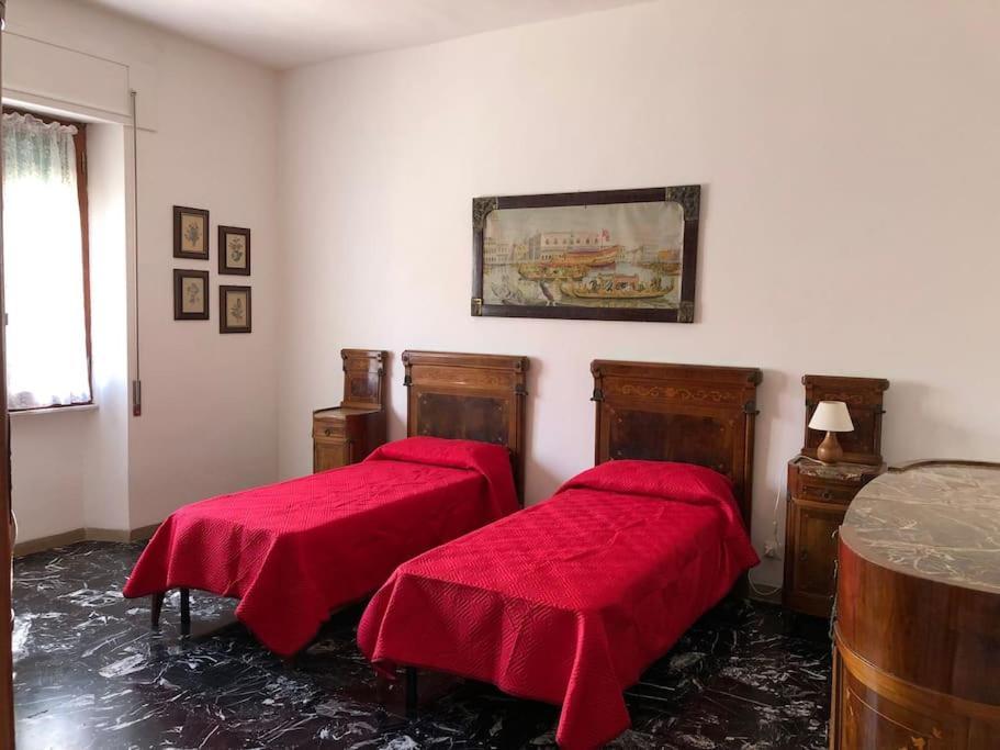 Casa Indipendente Zona Centrale La Maddalena  Ngoại thất bức ảnh